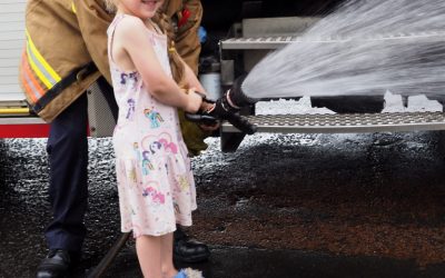 Fire engine visits Tynemouth Nursery at Billy Mill